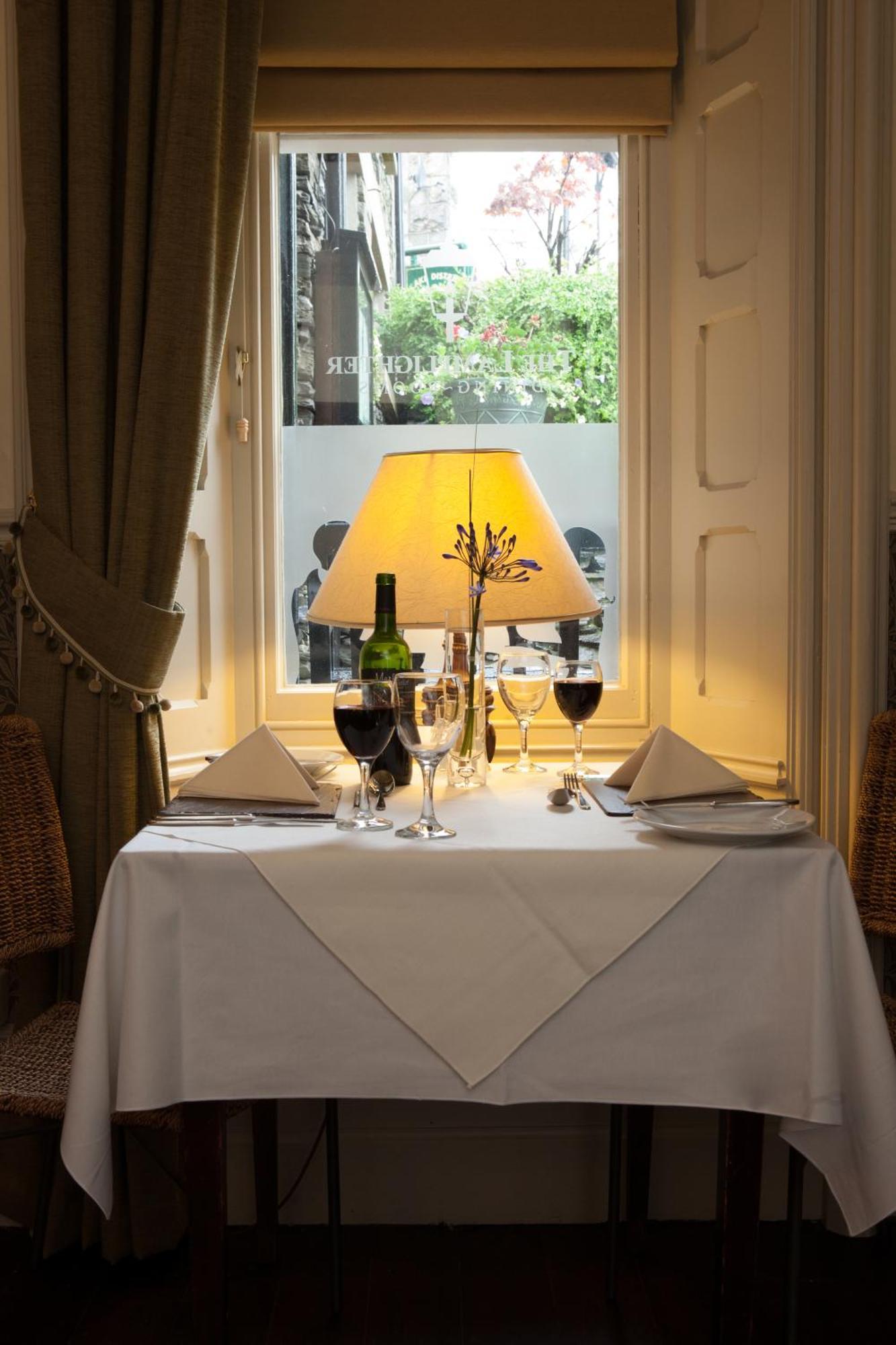 The Lamplighter Dining ~ Rooms Windermere Bagian luar foto